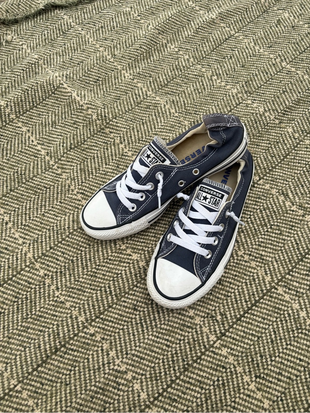 Converse  Sneakers in Navy with White Accents